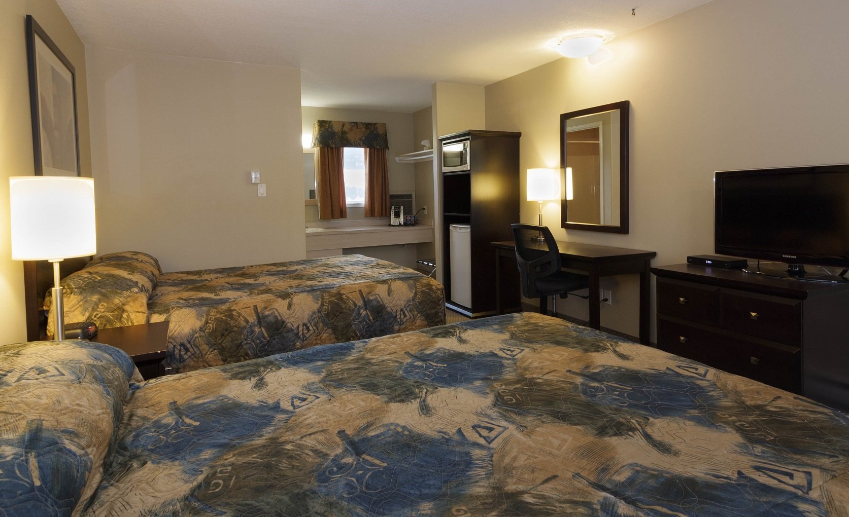 Coleman Alberta hotels room at Coleman BCMI 